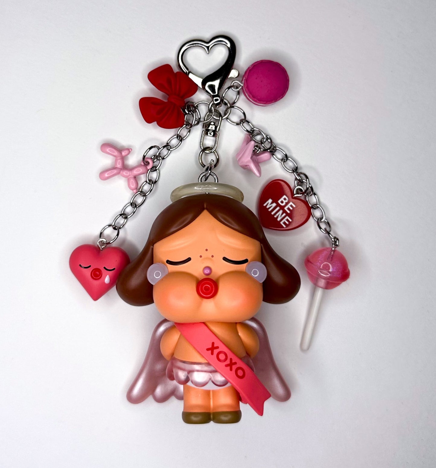 #28 Crybaby Crying for love Charm (270 QAR)