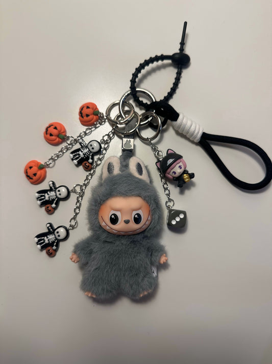 #31 Pin for love (290 QAR)